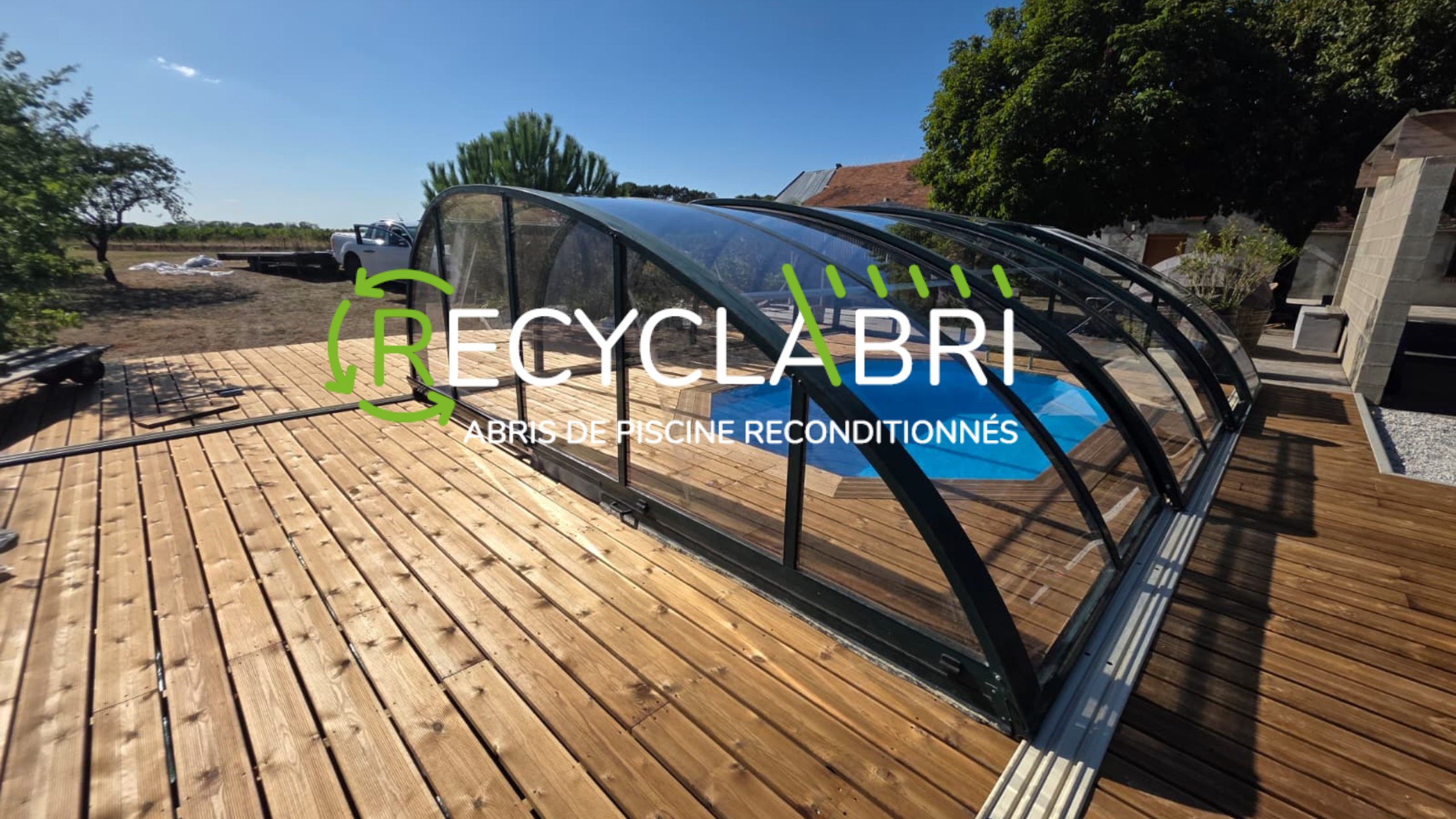 Un abri mi haut installé à Fontenay le Comte