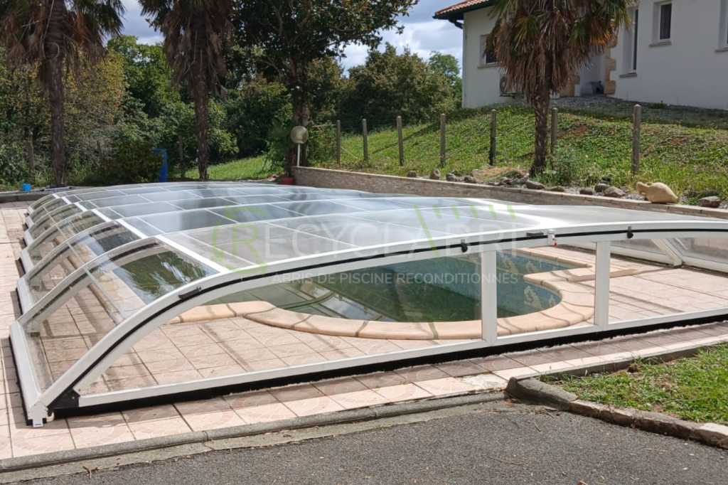 abri-piscine-bas-urt