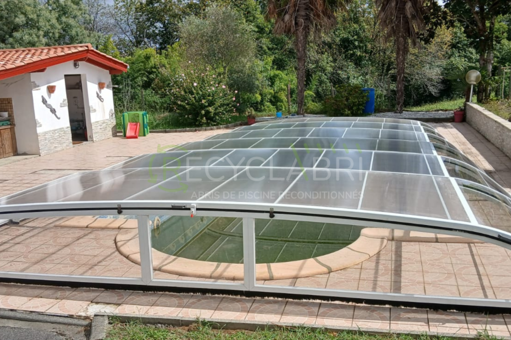 abri-piscine-bas-urt