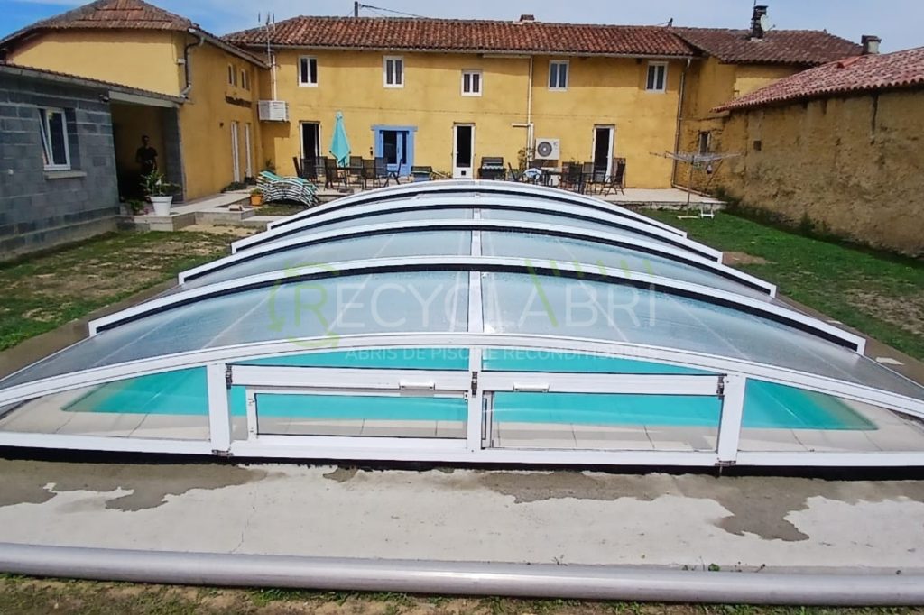 Abri piscine bas Recyclabri livré à Libourne en septembre 2026 (2)