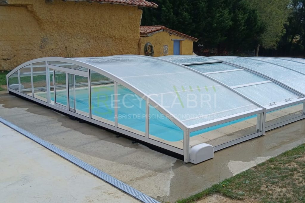 Abri piscine bas Recyclabri livré à Libourne en septembre 2026 (4)